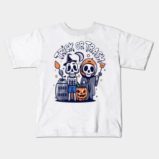 trick or trash Kids T-Shirt